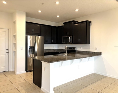 10009 Eagle Rock Alley - Photo Thumbnail 12