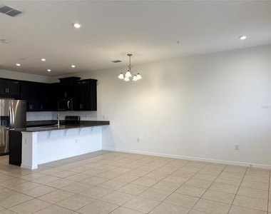10009 Eagle Rock Alley - Photo Thumbnail 8