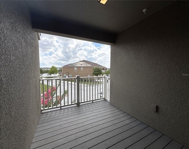10009 Eagle Rock Alley - Photo Thumbnail 18