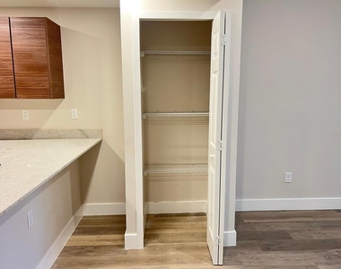 4424 S Texas Avenue - Photo Thumbnail 14