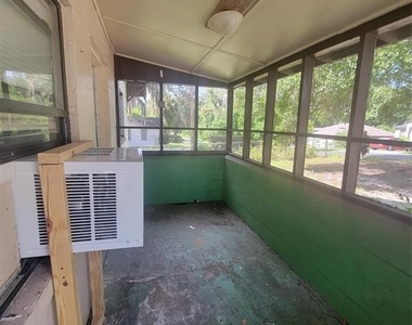 729 E Carolina Avenue - Photo Thumbnail 6