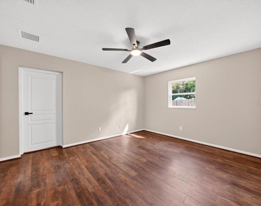 157 Alhambra Avenue - Photo Thumbnail 32