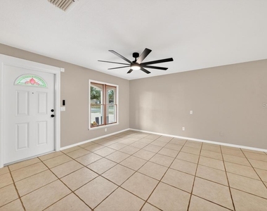 157 Alhambra Avenue - Photo Thumbnail 13