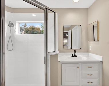 157 Alhambra Avenue - Photo Thumbnail 22