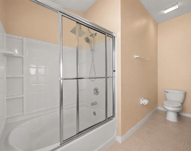 2210 San Jacinto Circle - Photo Thumbnail 14