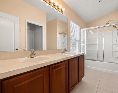 2210 San Jacinto Circle - Photo Thumbnail 13
