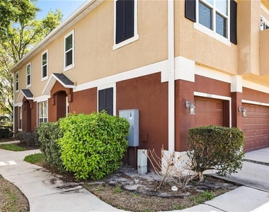 2210 San Jacinto Circle - Photo Thumbnail 2