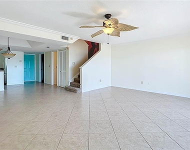 630 Killarney Bay Court - Photo Thumbnail 11