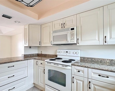 630 Killarney Bay Court - Photo Thumbnail 21
