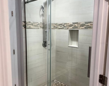 3367 S Kirkman Road - Photo Thumbnail 8