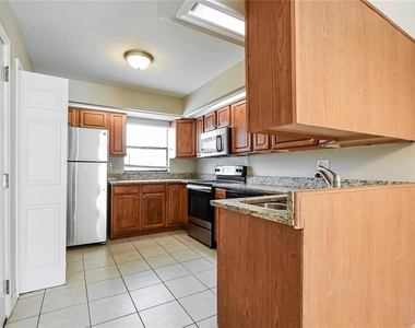 224 Cobalt Drive - Photo Thumbnail 4