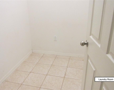 3838 Golden Knot Drive - Photo Thumbnail 16