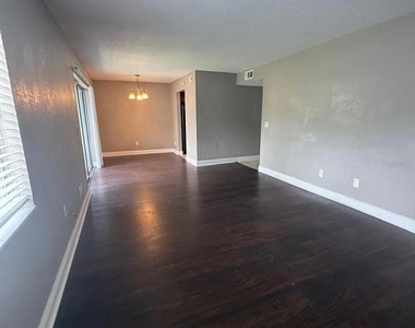 4793 S Texas Avenue - Photo Thumbnail 6