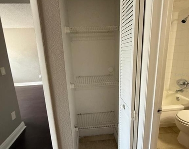 4793 S Texas Avenue - Photo Thumbnail 9