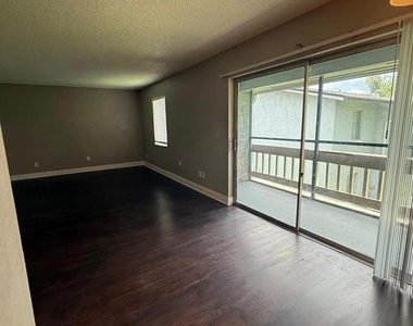 4793 S Texas Avenue - Photo Thumbnail 7