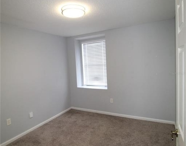 6031 Bay Valley Court - Photo Thumbnail 17
