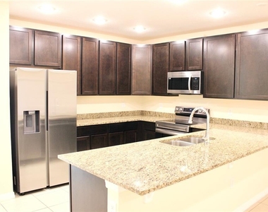 4723 Coral Castle Drive - Photo Thumbnail 4