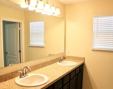 4723 Coral Castle Drive - Photo Thumbnail 25