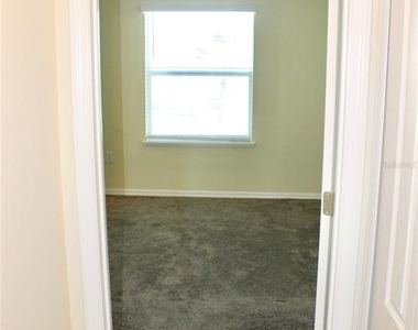 4723 Coral Castle Drive - Photo Thumbnail 20