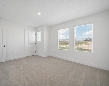 15219 Hamlin Park Drive - Photo Thumbnail 20