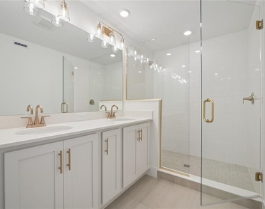 15219 Hamlin Park Drive - Photo Thumbnail 27