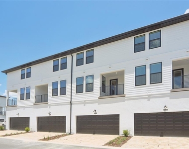 15219 Hamlin Park Drive - Photo Thumbnail 31