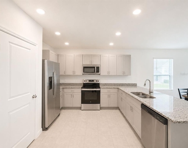 5671 Nispero Way - Photo Thumbnail 6