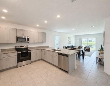 5671 Nispero Way - Photo Thumbnail 4