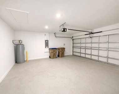 5671 Nispero Way - Photo Thumbnail 22