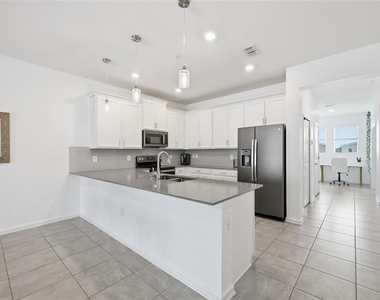 8895 Cabot Cliffs Drive - Photo Thumbnail 8
