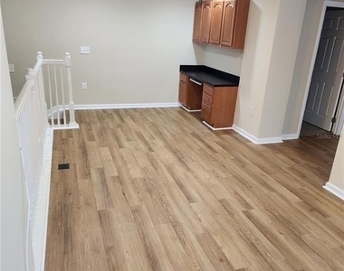 14209 Turning Leaf Drive - Photo Thumbnail 7