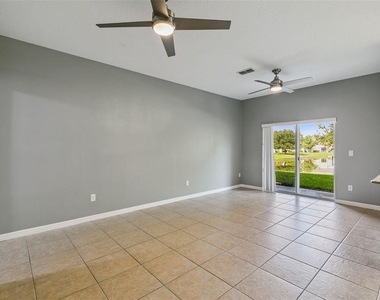 1250 Twin Trees Lane - Photo Thumbnail 5