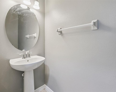 1250 Twin Trees Lane - Photo Thumbnail 15