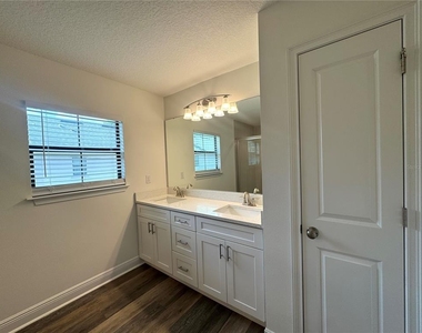 2861 Mayer Street - Photo Thumbnail 18