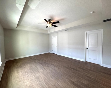 2861 Mayer Street - Photo Thumbnail 15