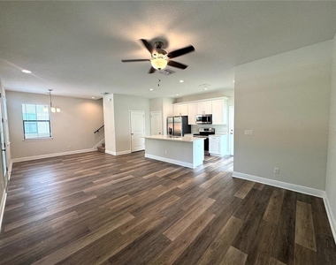 2861 Mayer Street - Photo Thumbnail 6