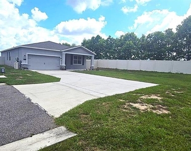 212 Bergamot Loop - Photo Thumbnail 1