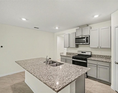 771 Lazio Circle - Photo Thumbnail 3
