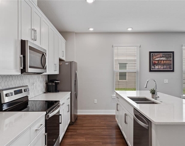 14340 Braemar Street - Photo Thumbnail 14