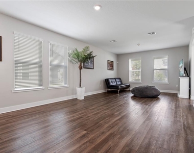 14340 Braemar Street - Photo Thumbnail 9