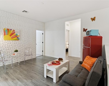 2264 Emerald Springs Drive - Photo Thumbnail 14