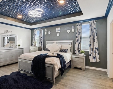 2264 Emerald Springs Drive - Photo Thumbnail 4