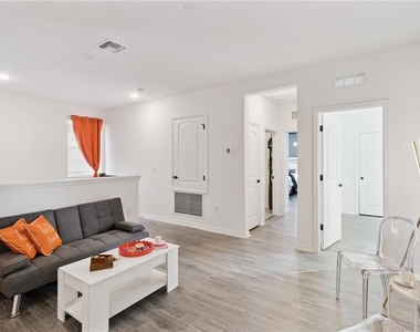 2264 Emerald Springs Drive - Photo Thumbnail 13