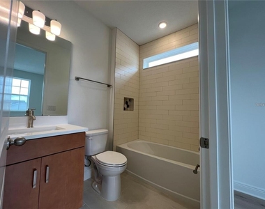19141 Planetree Street - Photo Thumbnail 31