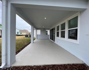 19141 Planetree Street - Photo Thumbnail 38