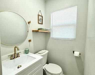 1183 Chestnut Street - Photo Thumbnail 28