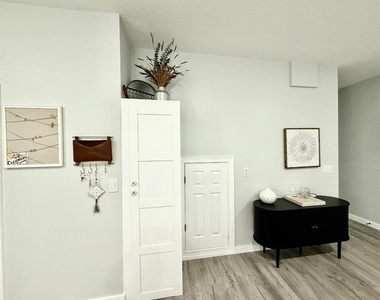 1183 Chestnut Street - Photo Thumbnail 15