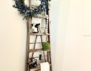 1183 Chestnut Street - Photo Thumbnail 23