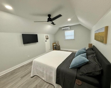 1183 Chestnut Street - Photo Thumbnail 25