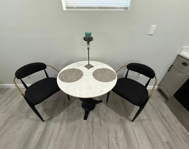 1183 Chestnut Street - Photo Thumbnail 7